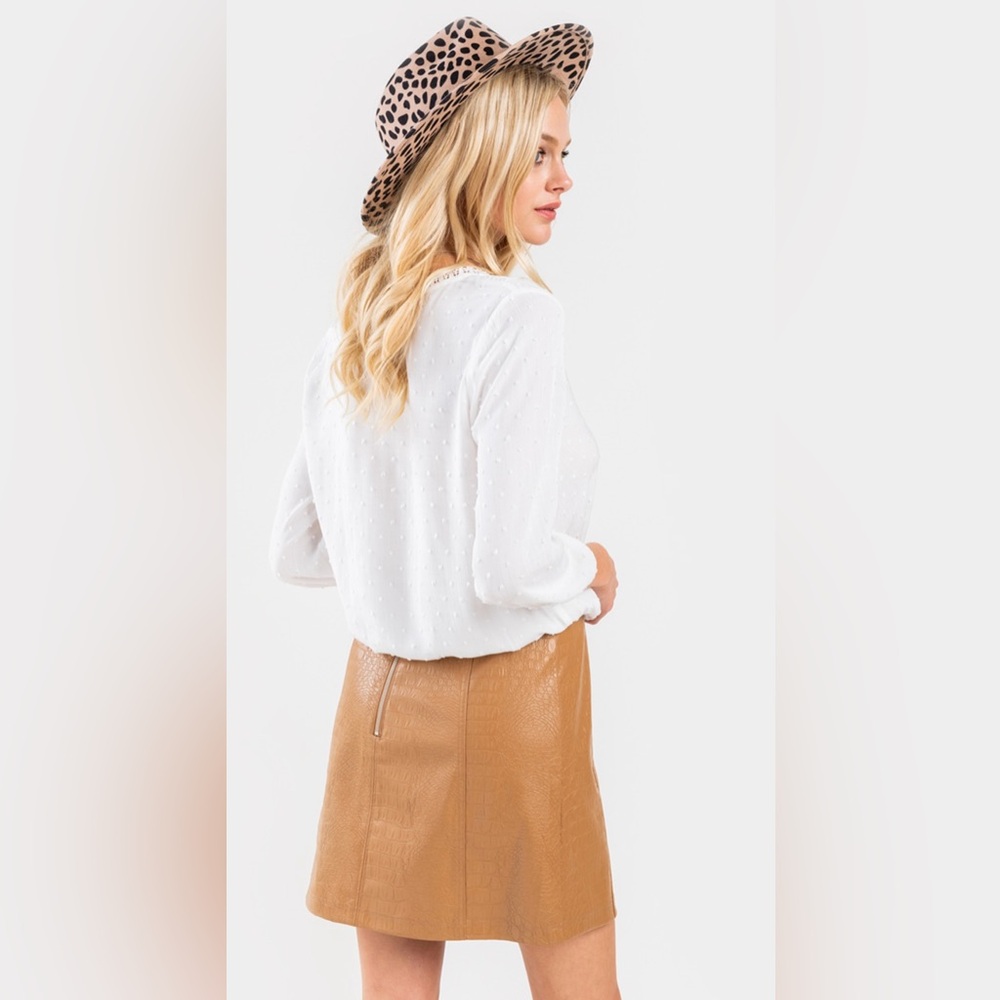 Francesca’s Wrap Top - Picture 4 of 12